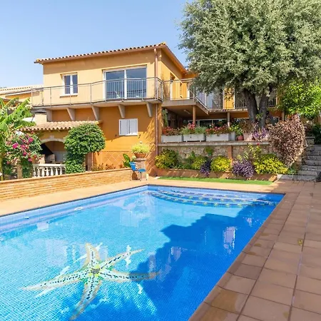 Esperanza Villa L' Escala